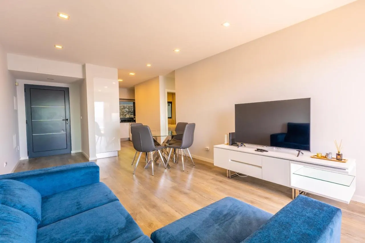 Flh Amazing Ocean View With Balcony Apartment Santa Cruz   Santa Cruz (Madeira)