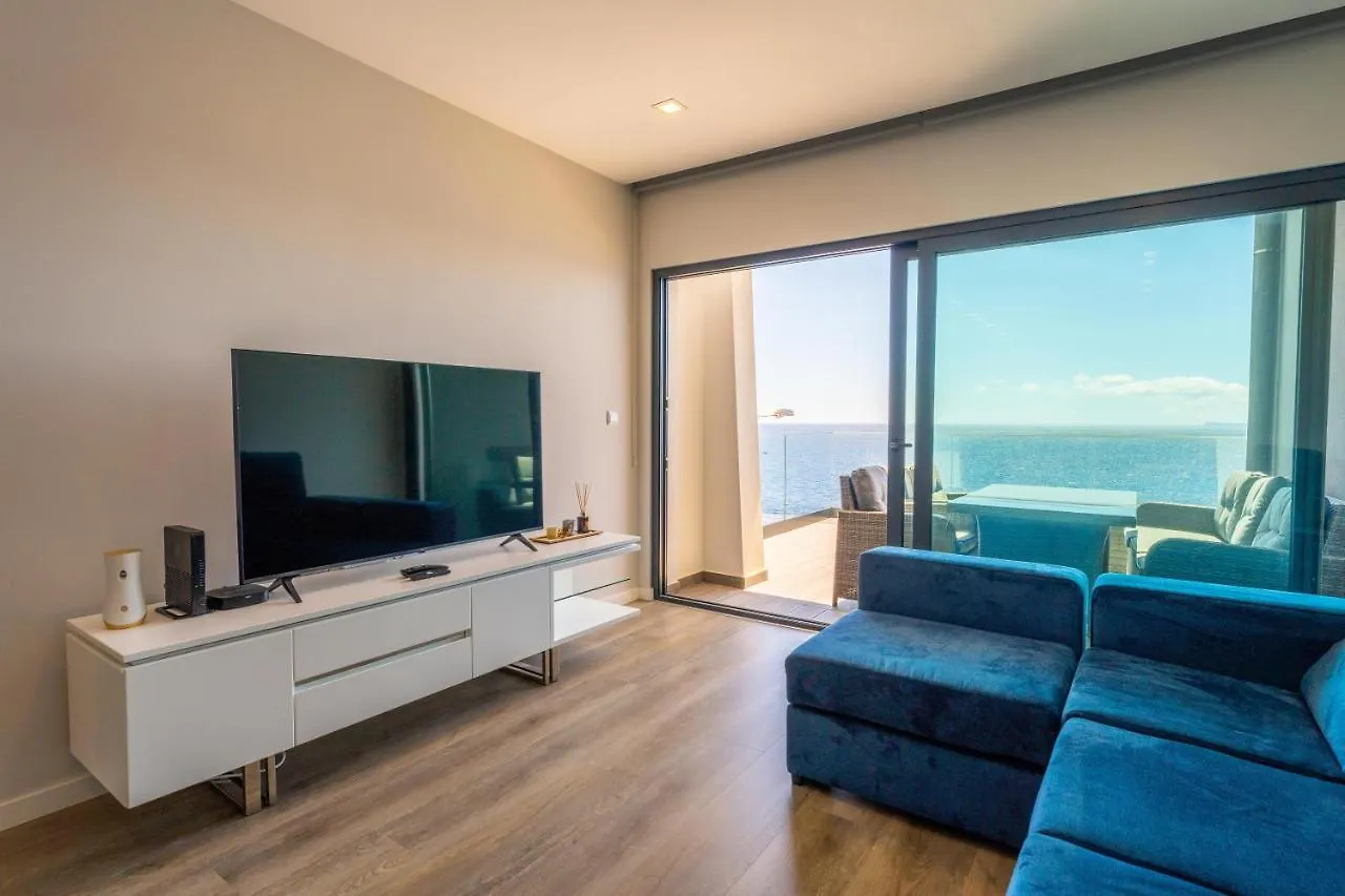 Flh Amazing Ocean View With Balcony Apartment Santa Cruz  0*, Santa Cruz (Madeira)